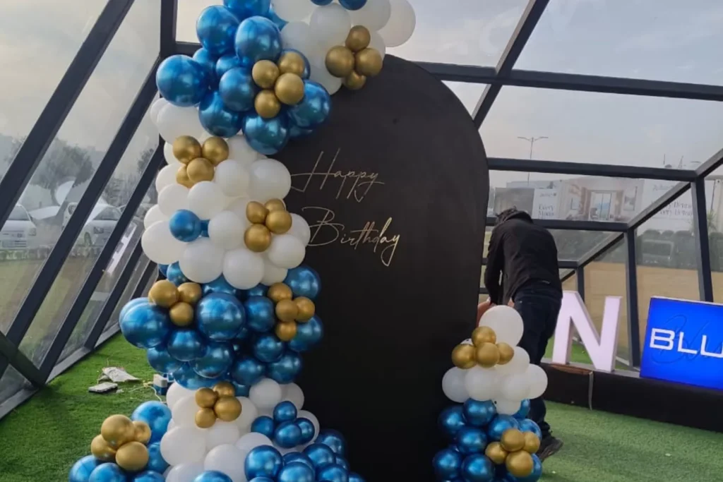 event planner in Islamabad birthday balloon decoration theme