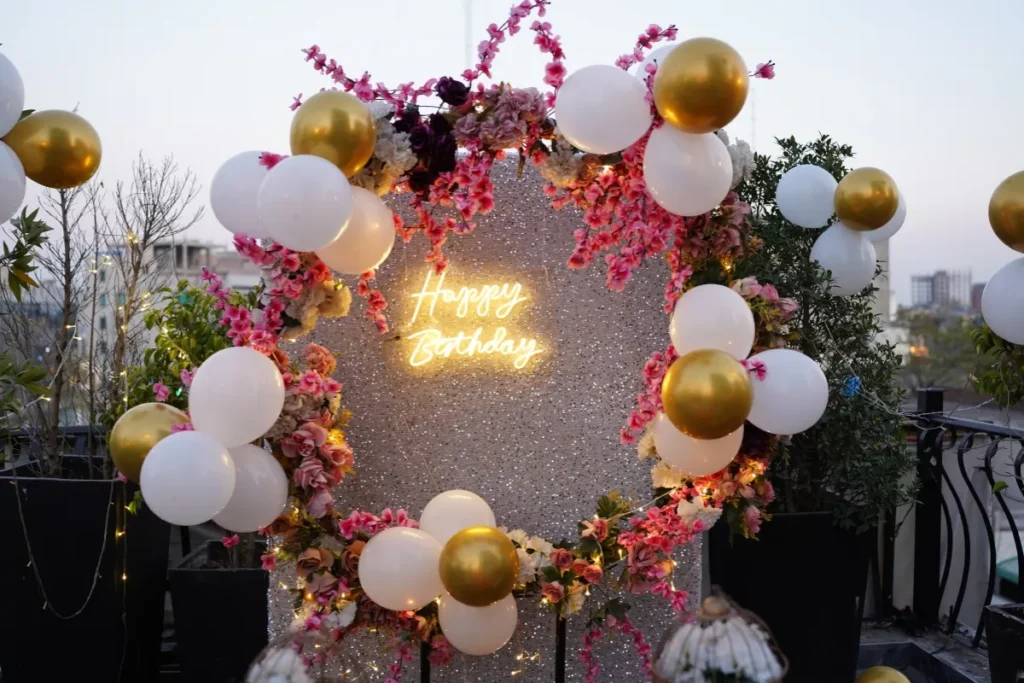 event planner in Islamabad birthday balloon decoration theme